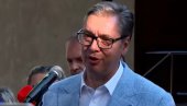 PREDSEDNIK VUČIĆ O MOBILNIM AMBULANTAMA: Naš posao je da dođemo kod vas i spasavamo živote
